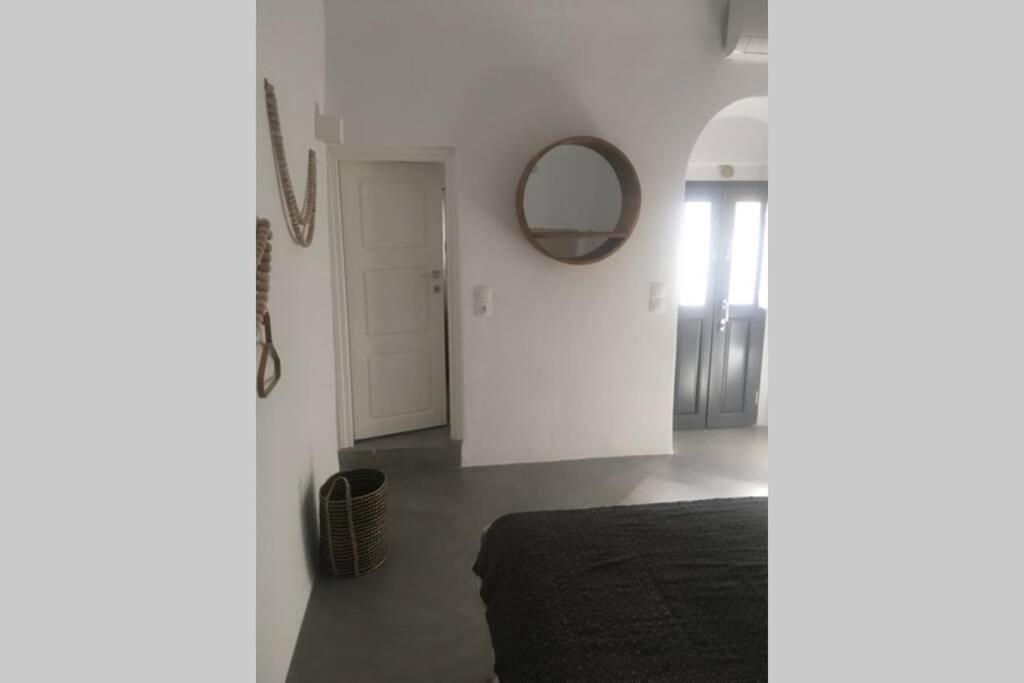 فيلا Santorini Folia Cave House With Jacuzzi Pýrgos المظهر الخارجي الصورة
