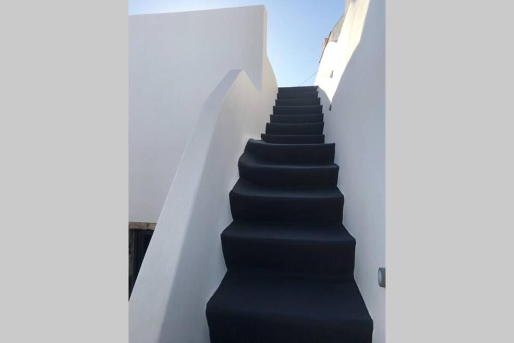 فيلا Santorini Folia Cave House With Jacuzzi Pýrgos المظهر الخارجي الصورة