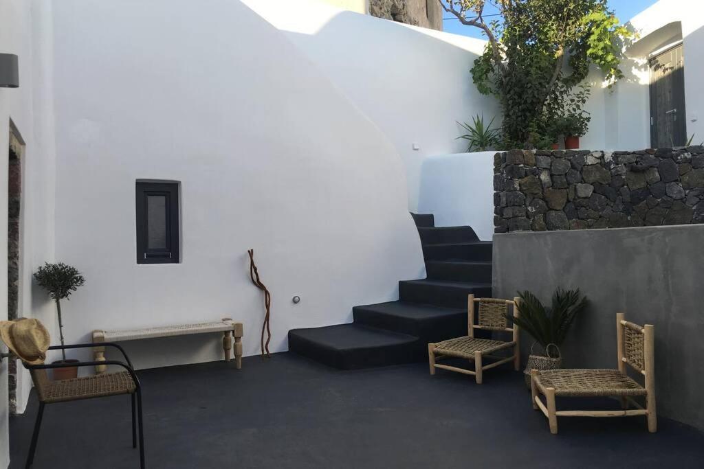 فيلا Santorini Folia Cave House With Jacuzzi Pýrgos المظهر الخارجي الصورة