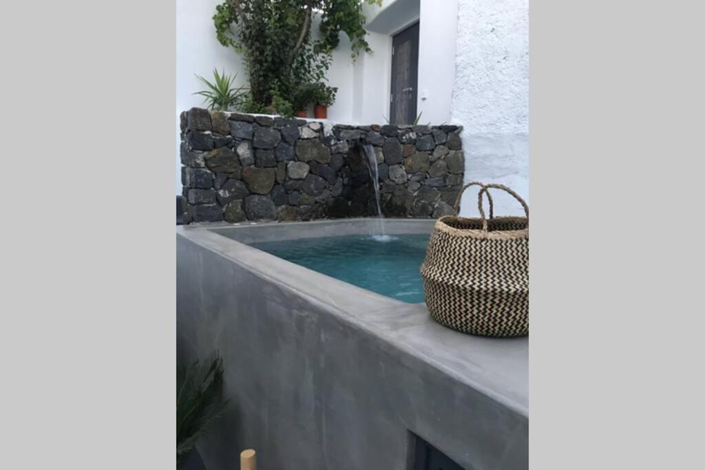 فيلا Santorini Folia Cave House With Jacuzzi Pýrgos المظهر الخارجي الصورة